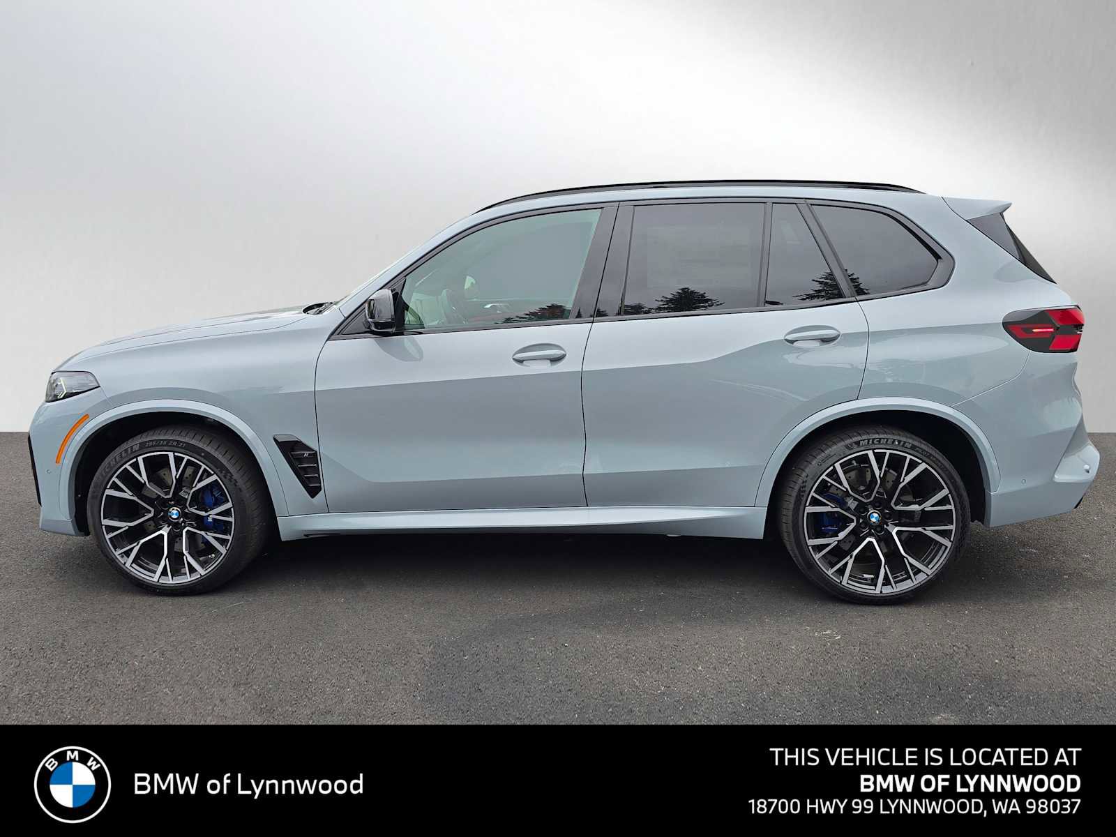 New 2025 BMW X5 M Competition w/ Executive Package AWD/4WD image 6