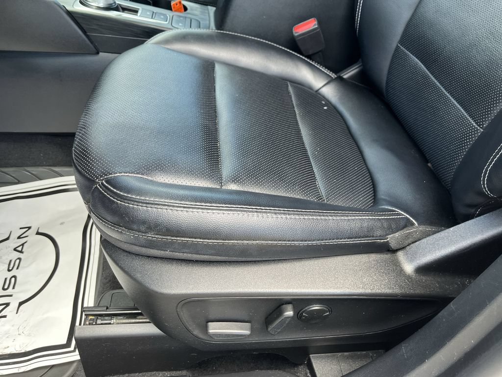 Used 2022 Ford Escape SEL AWD/4WD image 12