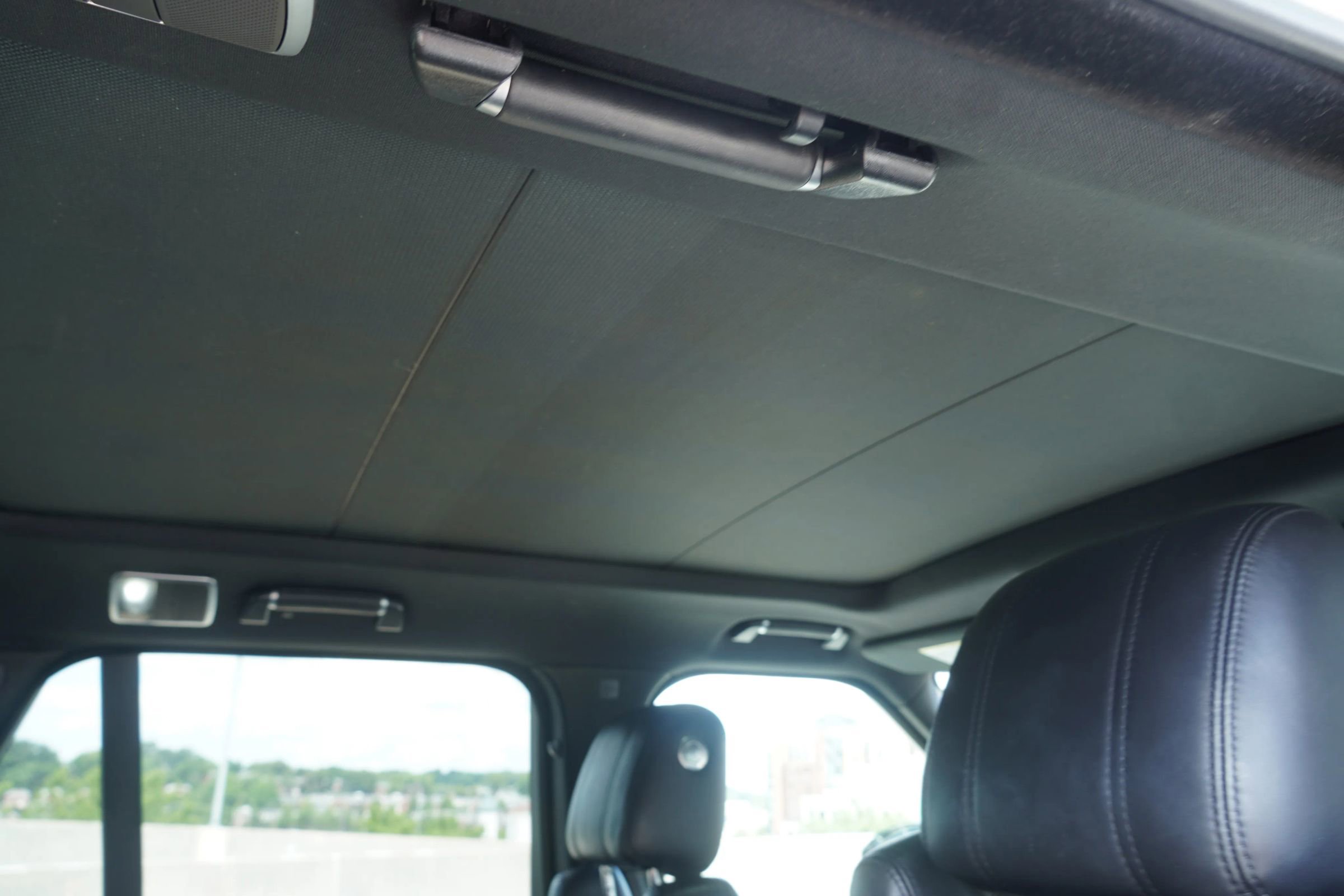 Used 2016 Land Rover Range Rover HSE image 38