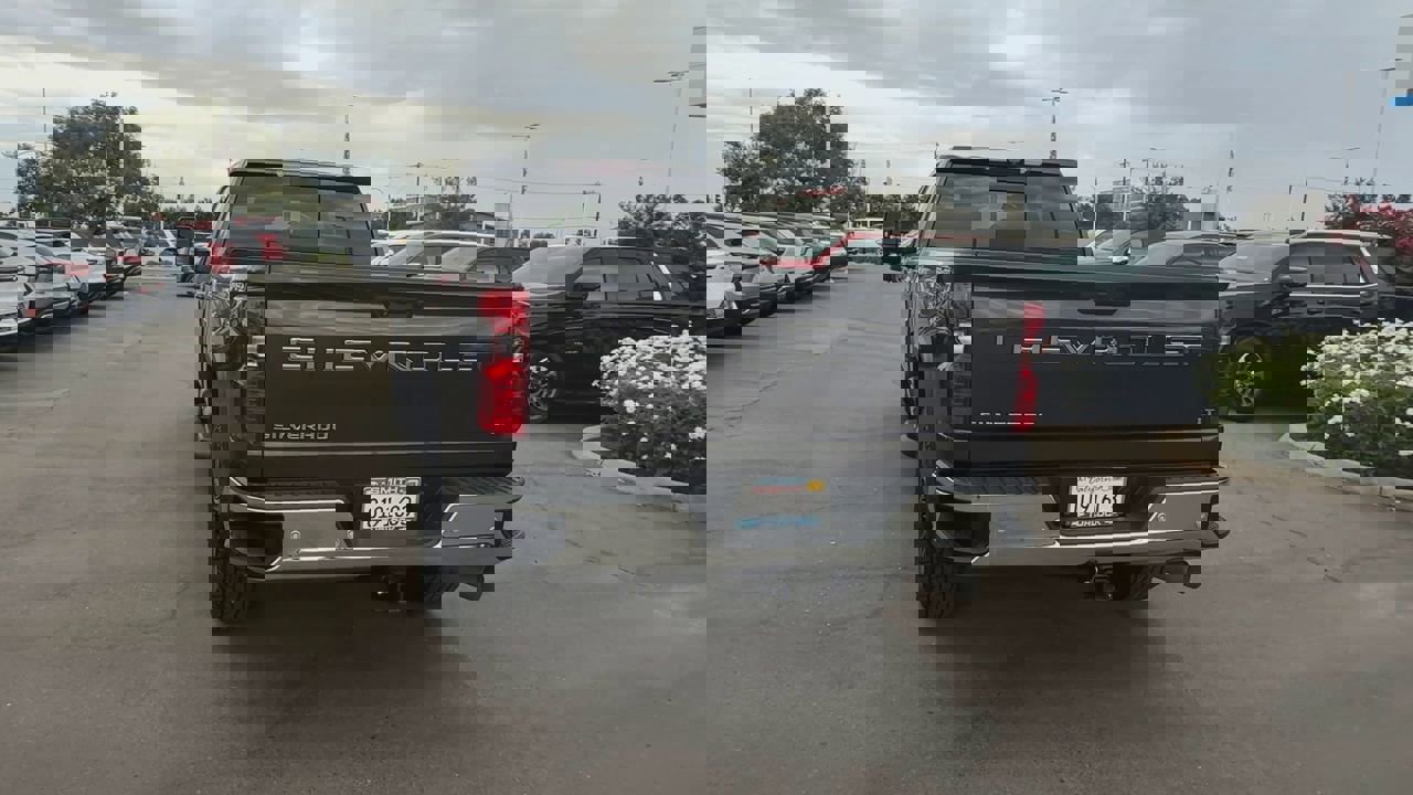 Used 2020 Chevrolet Silverado 2500 LT w/ All Star Edition image 6