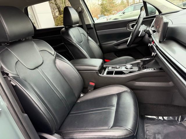 Used 2025 Kia Sorento EX image 20