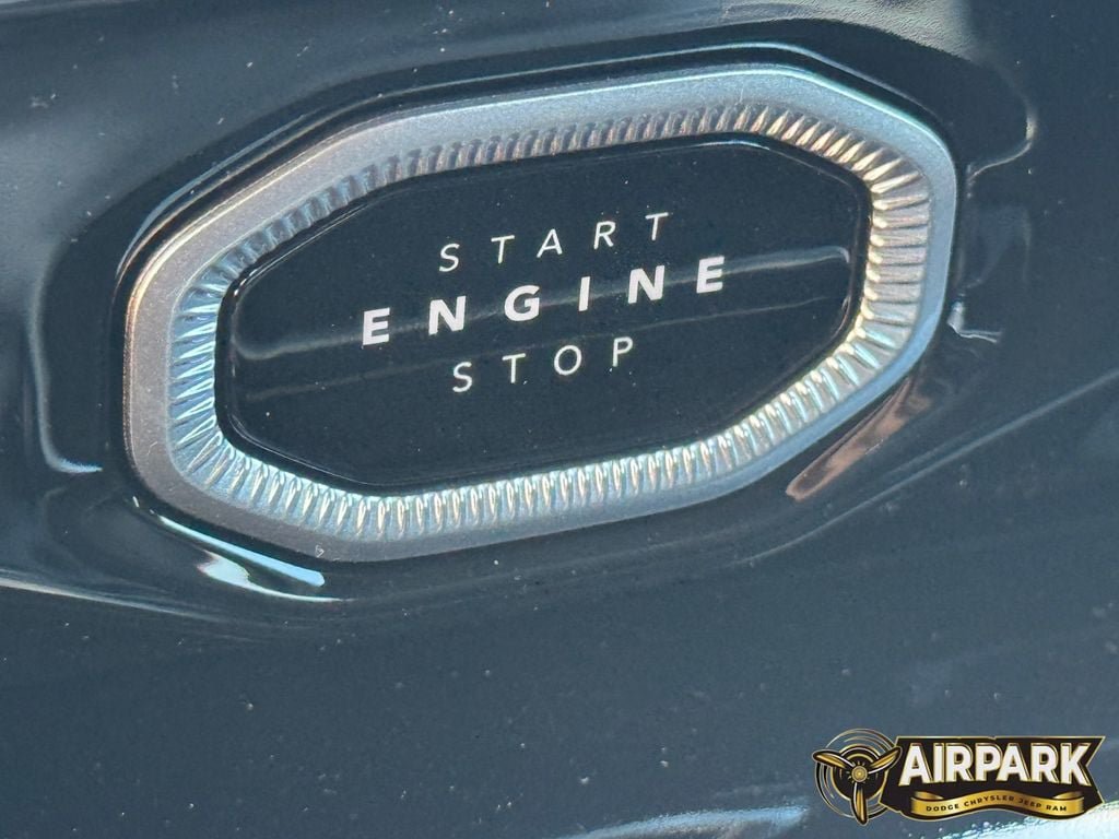 New 2026 Jeep Grand Cherokee Altitude RWD image 27