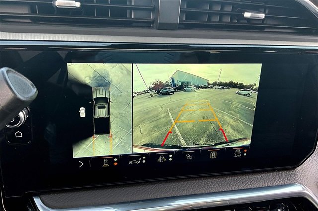 Used 2025 GMC Sierra 2500 Denali w/ Denali Reserve Package image 15