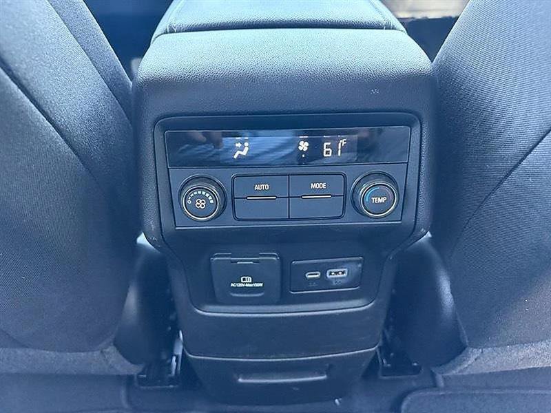 Used 2023 GMC Acadia SLE w/ Driver Convenience Package FWD image 40