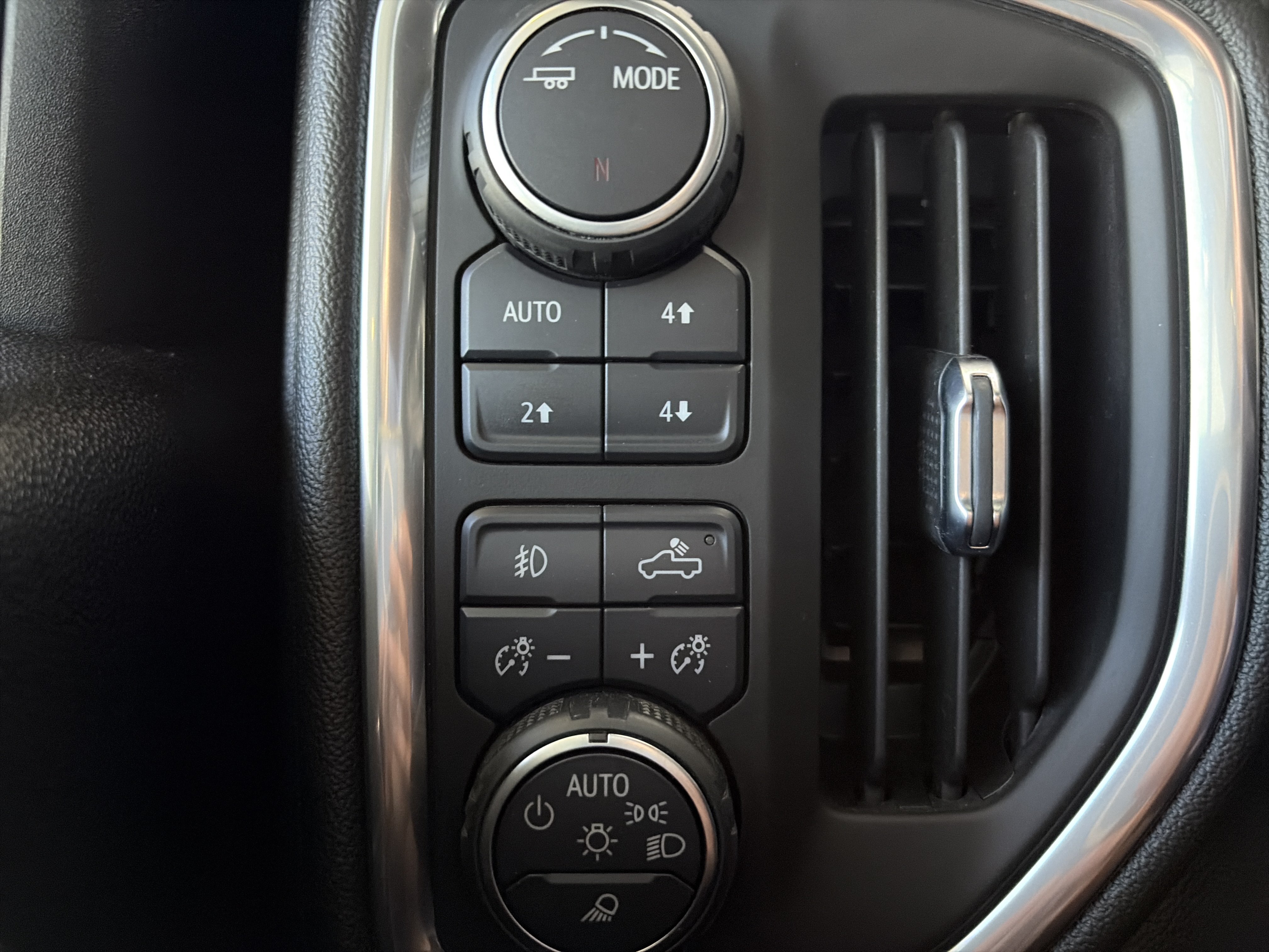 Used 2021 Chevrolet Silverado 3500 High Country AWD/4WD image 30