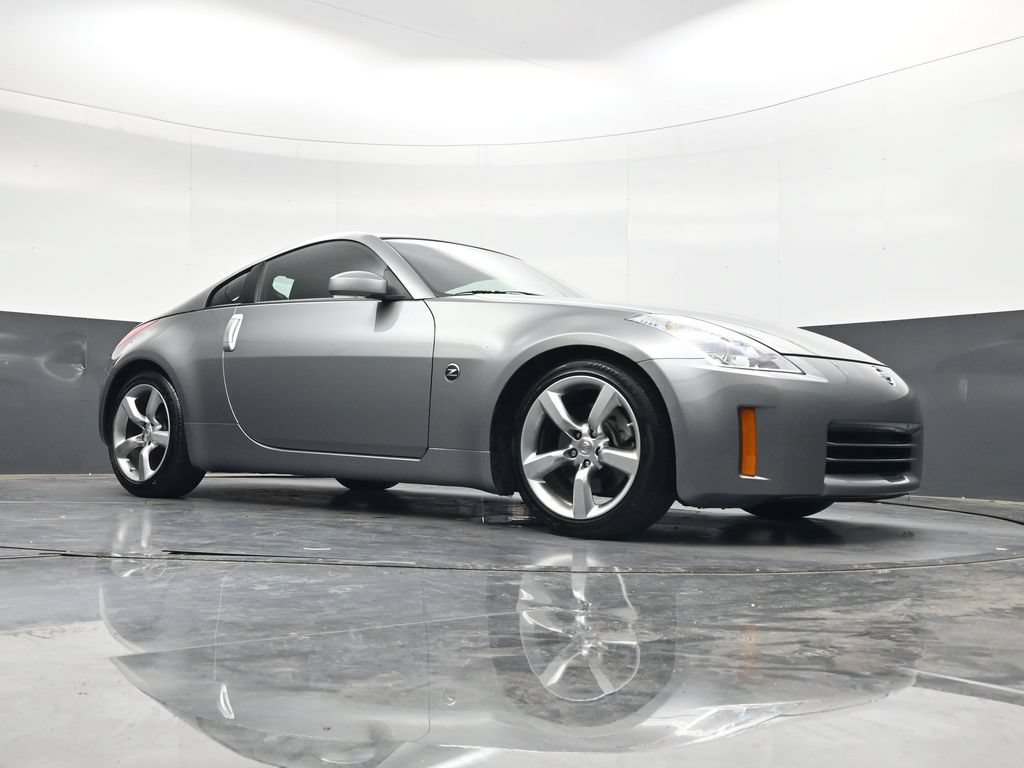 Used 2006 Nissan 350Z Enthusiast RWD image 24