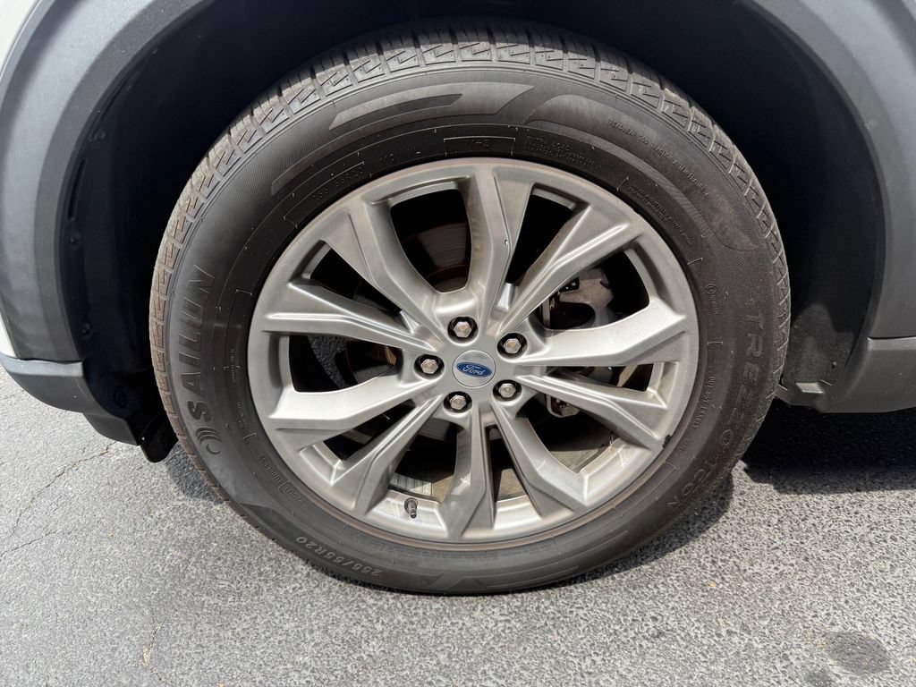 Used 2022 Ford Explorer Limited w/ Equipment Group 301A RWD image 49