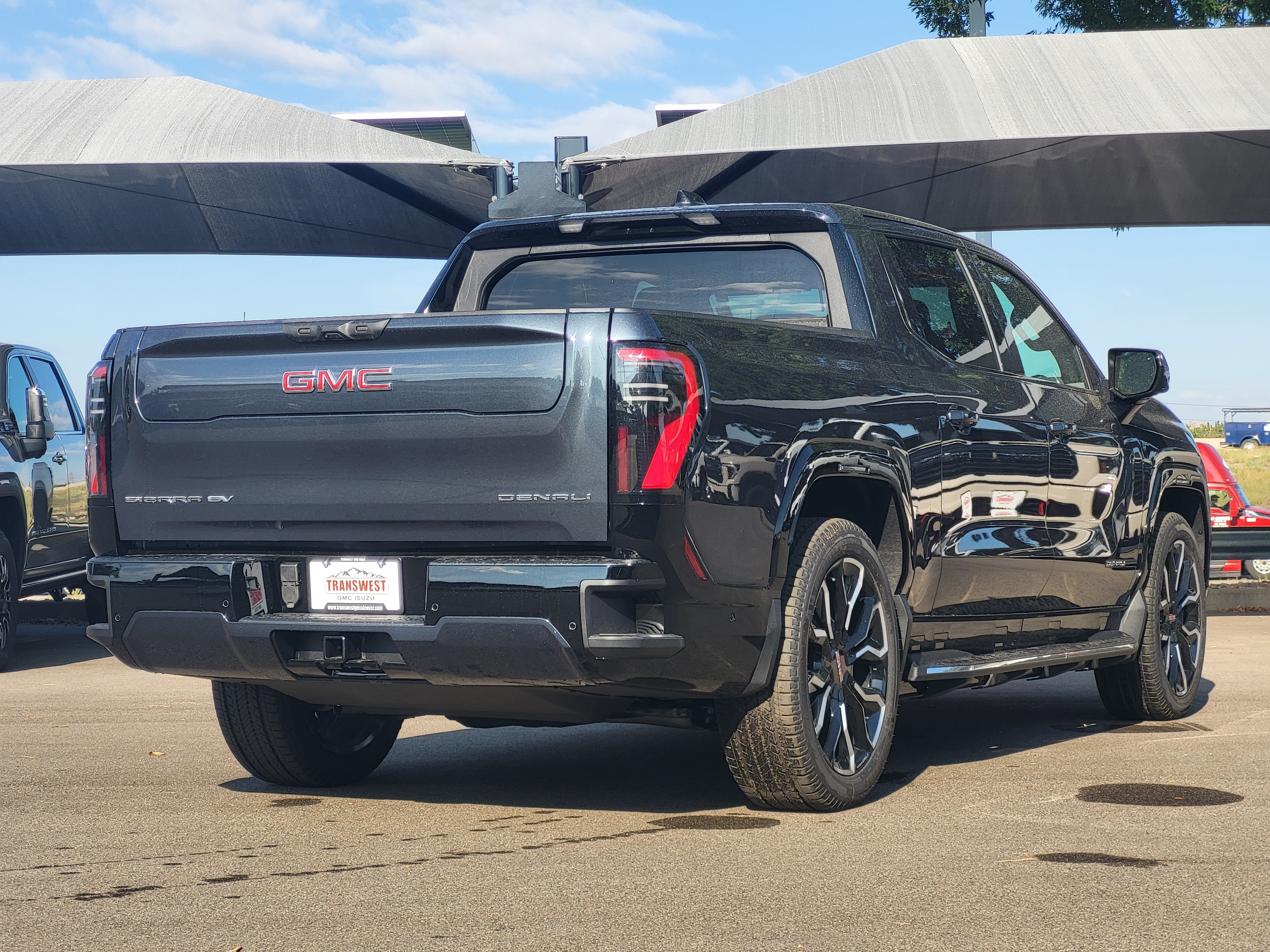 New 2026 GMC Sierra EV Denali AWD/4WD image 7