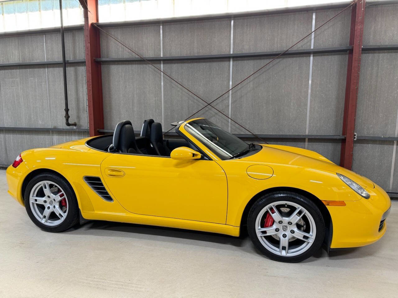 Used 2005 Porsche Boxster S RWD image 40