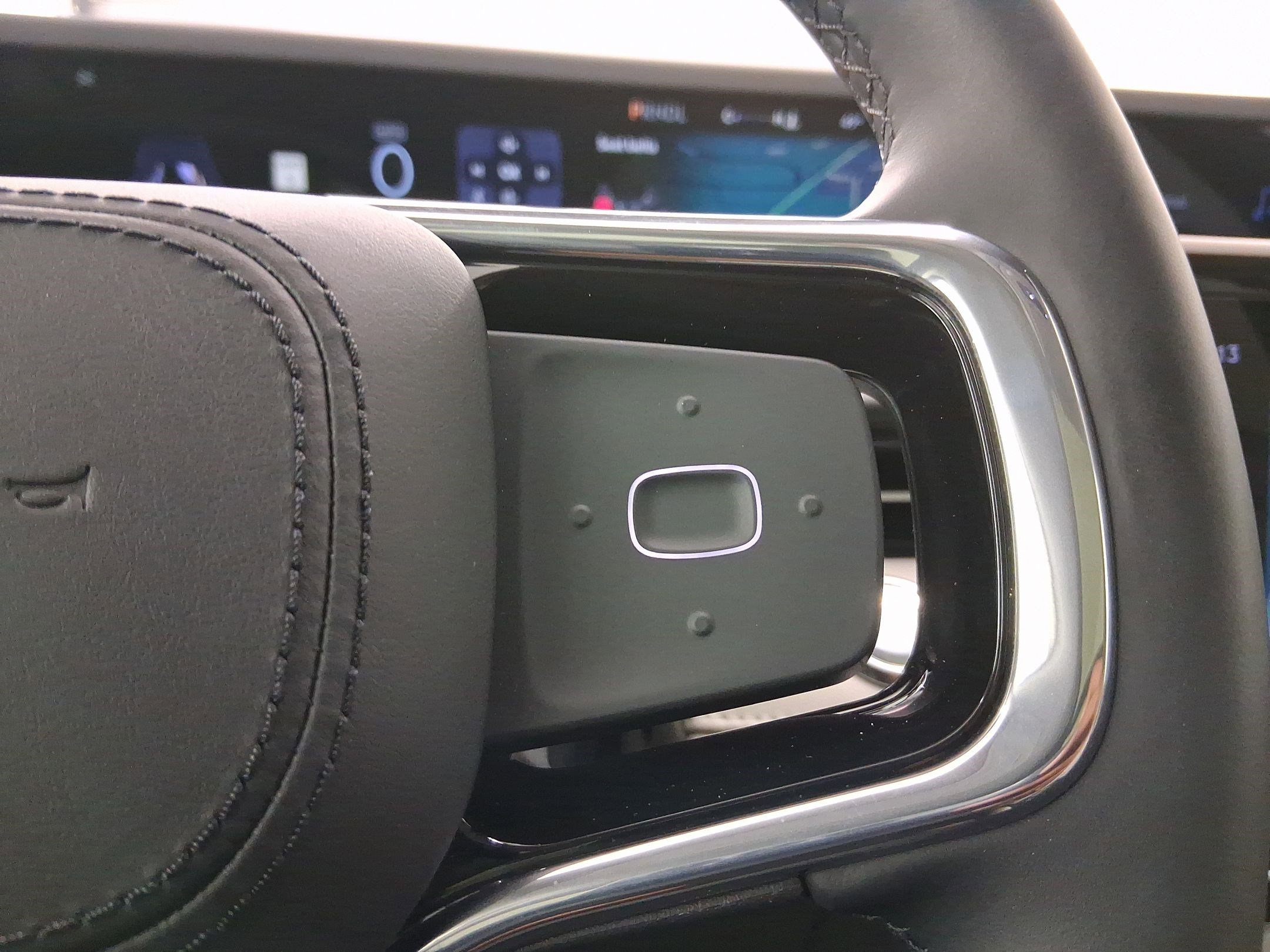 Used 2026 Lincoln Nautilus Reserve image 19