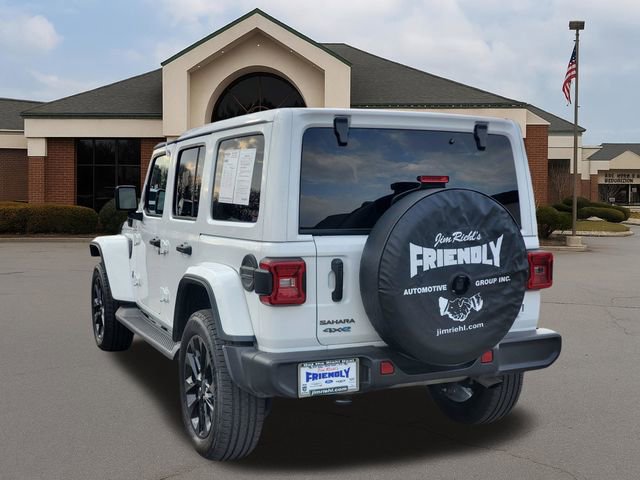 Used 2025 Jeep Wrangler Unlimited Sahara image 3