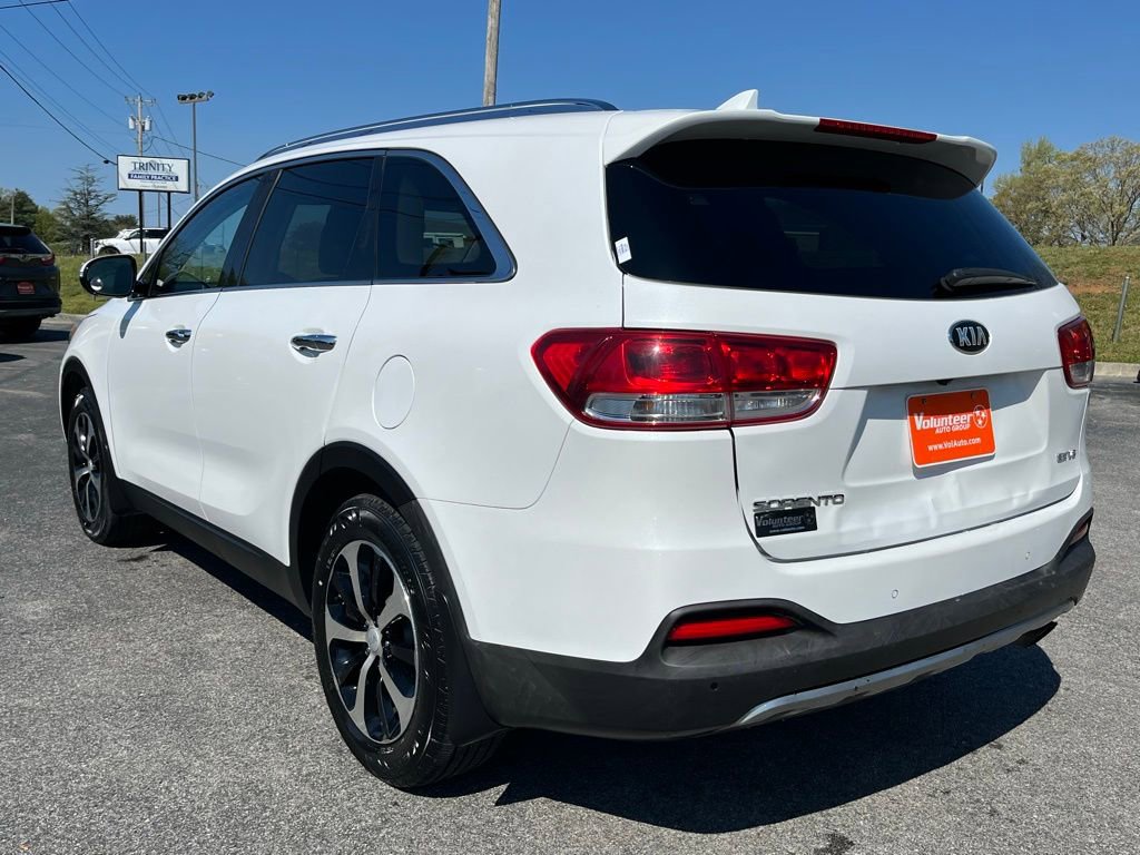 Used 2017 Kia Sorento EX w/ EX Advanced Touring Package image 5