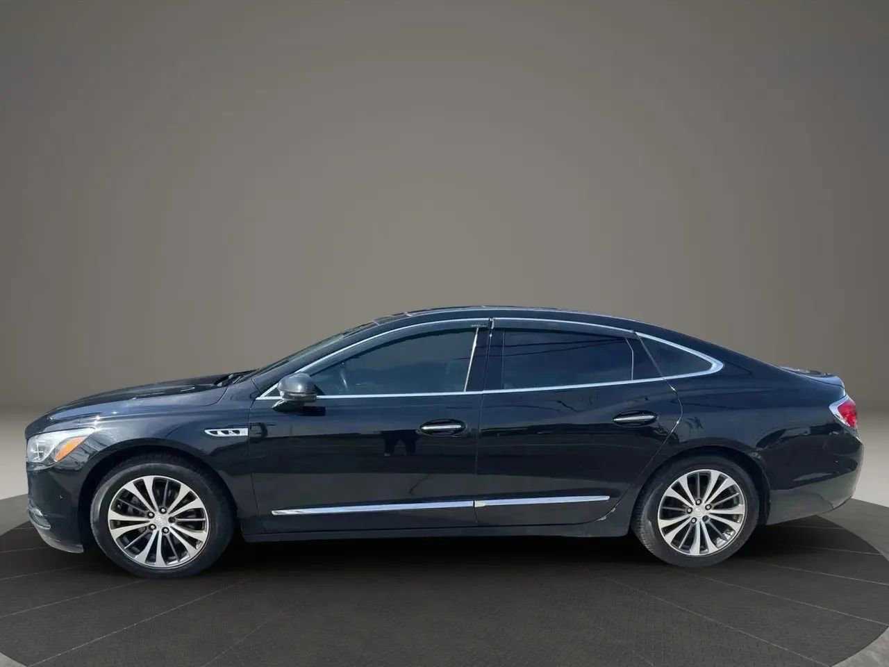 Used 2017 Buick LaCrosse Essence w/ Sun and Shade Package image 8