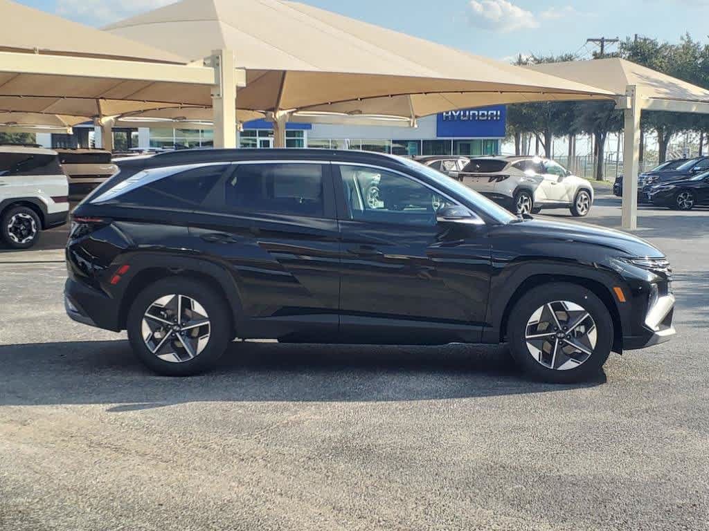 Certified 2025 Hyundai Tucson SEL FWD image 4