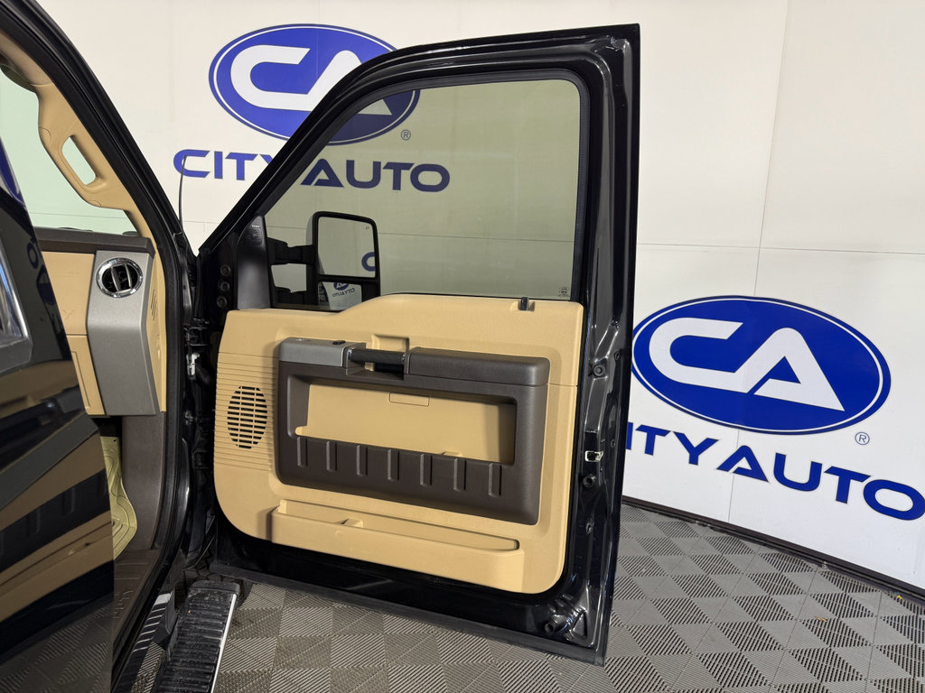 Used 2015 Ford F250 Lariat w/ Chrome Package image 14