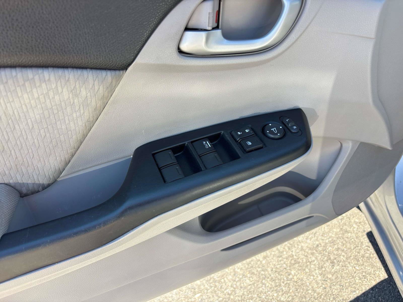 Used 2014 Honda Civic LX image 12