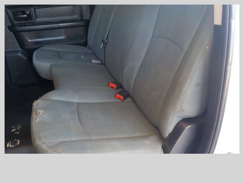 Used 2014 RAM 3500 Tradesman w/ Chrome Appearance Group AWD/4WD image 4