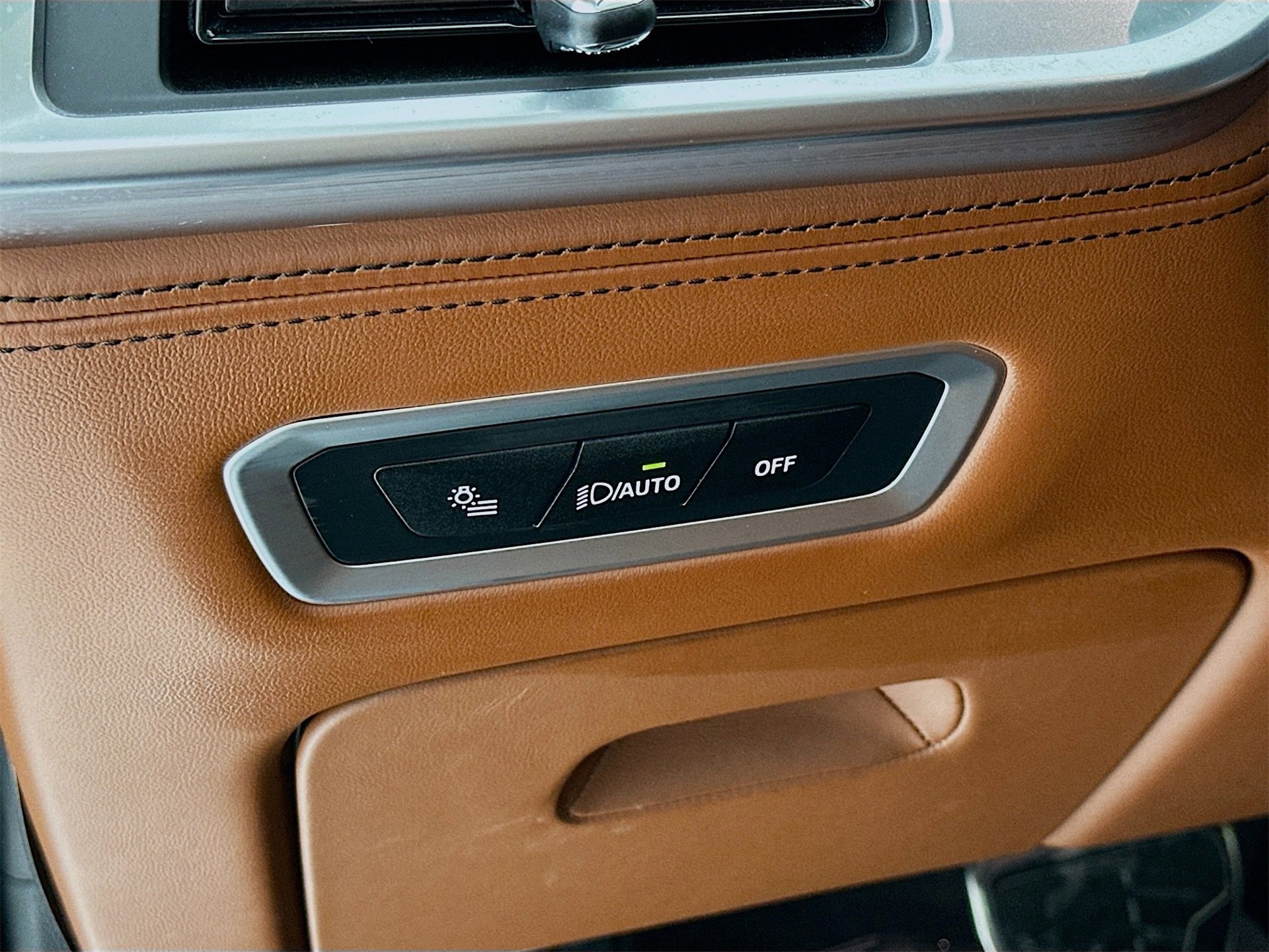 Used 2024 BMW ALPINA XB7 image 11