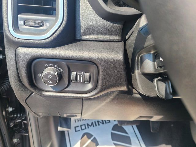 New 2026 RAM 2500 Laramie w/ Sport Appearance Package image 16