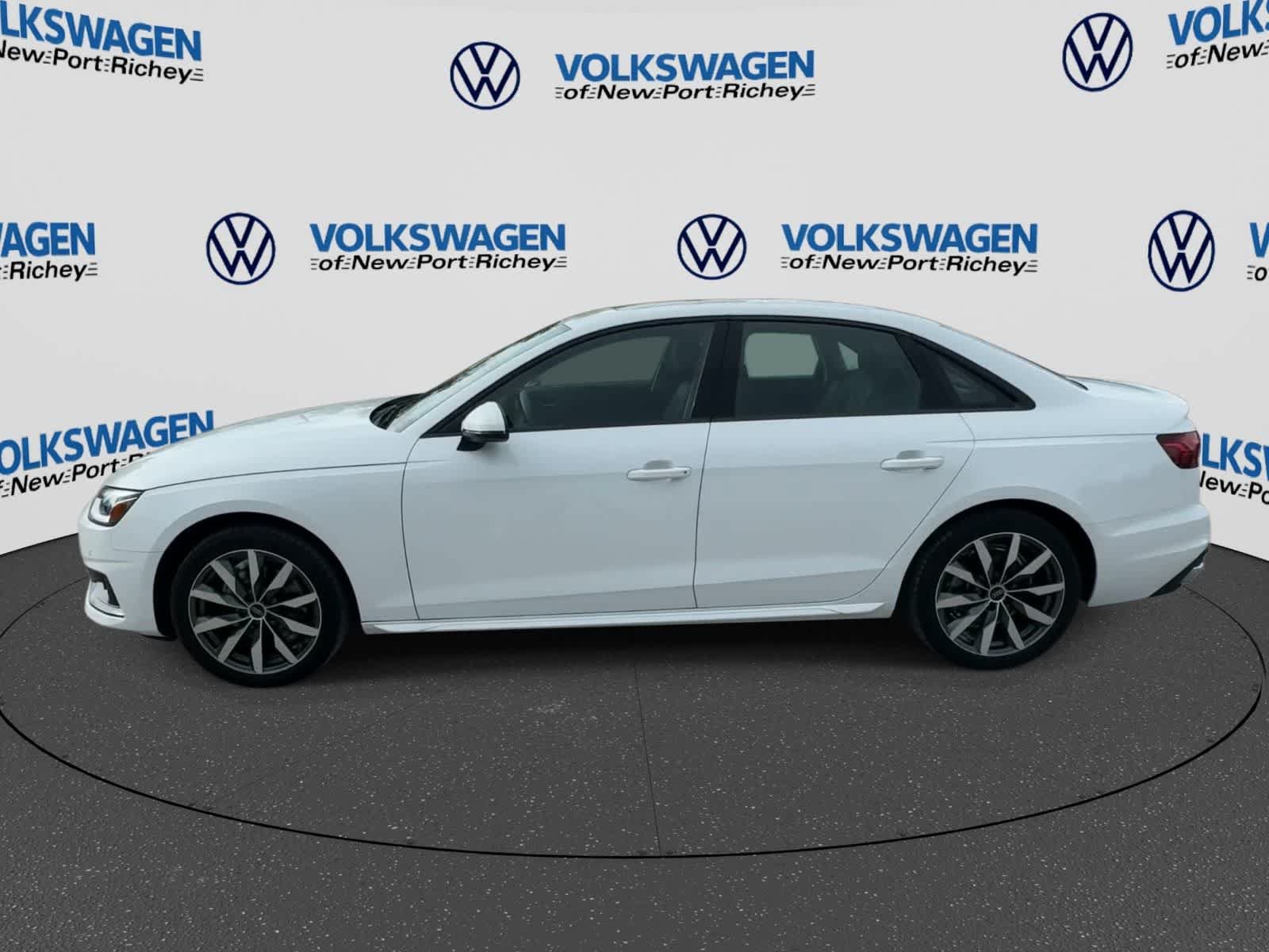 Used 2023 Audi A4 2.0T Premium Plus AWD/4WD image 5