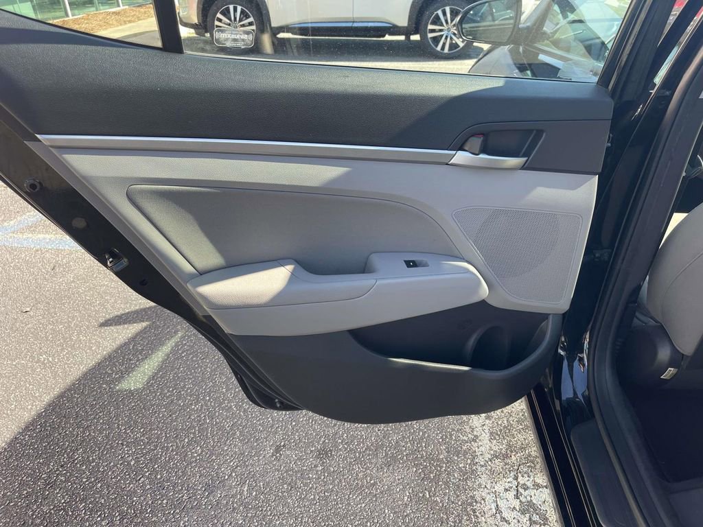 Used 2020 Hyundai Elantra Value Edition w/ Cargo Package (C1) image 12