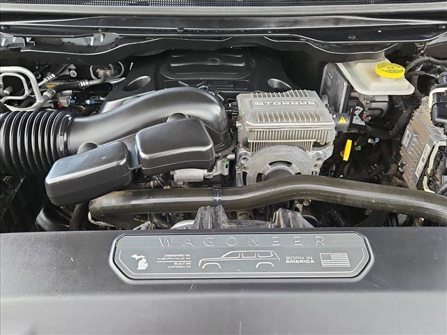 Used 2022 Jeep Wagoneer Series II AWD/4WD image 23