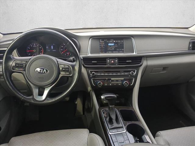 Used 2017 Kia Optima EX image 18