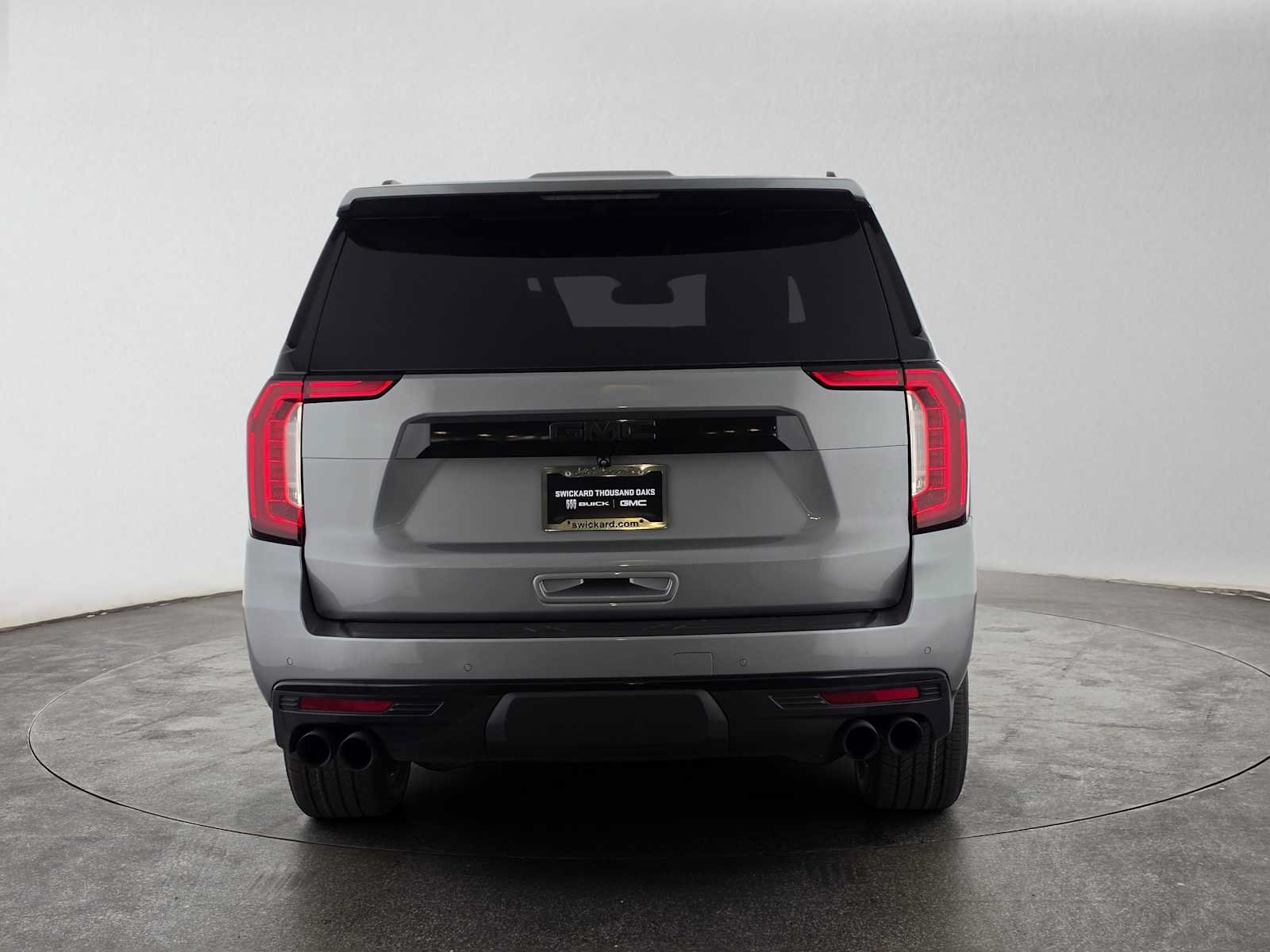 Used 2023 GMC Yukon XL Denali AWD/4WD image 4