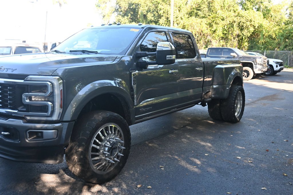 Used 2024 Ford F450 Platinum w/ FX4 Off-Road Package AWD/4WD image 11