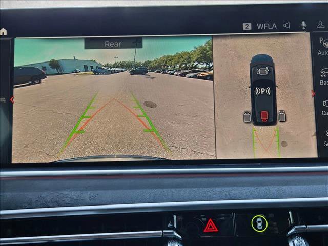 Used 2023 BMW X5 xDrive40i w/ Premium Package image 16