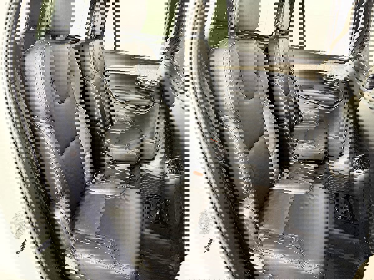 Used 2022 Volvo XC90 T6 Inscription w/ Advanced Package image 42