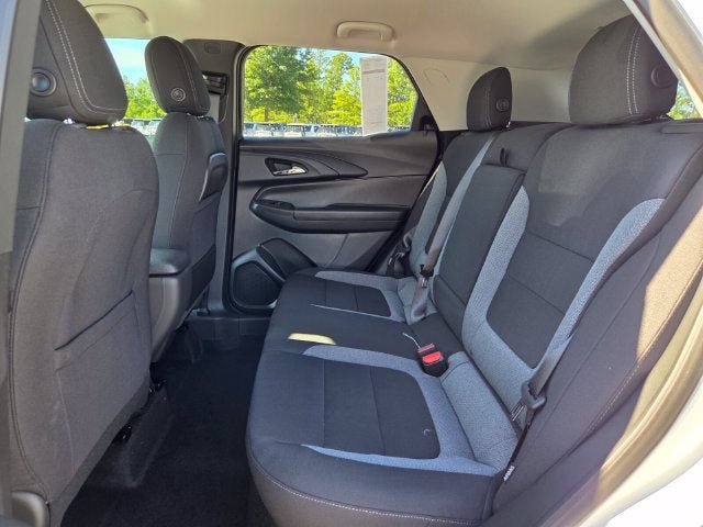 New 2026 Chevrolet TrailBlazer LT w/ Convenience Package FWD image 9