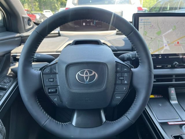 Used 2026 Toyota C-HR AWD/4WD image 23