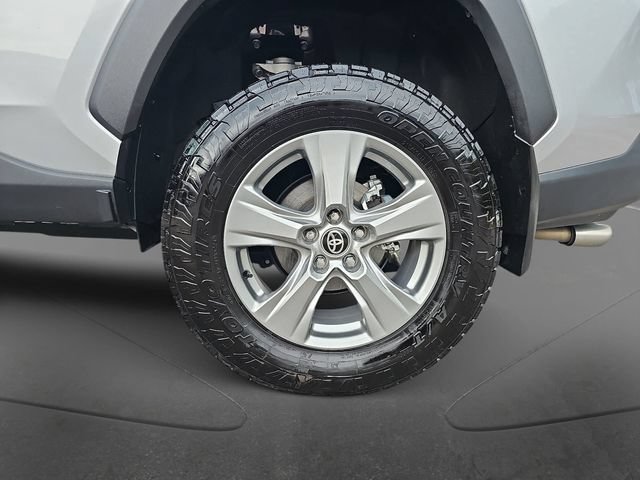 Used 2025 Toyota RAV4 XLE w/ Convenience Package AWD/4WD image 28