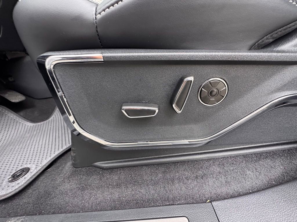 New 2025 Ford F150 Lightning Platinum image 18