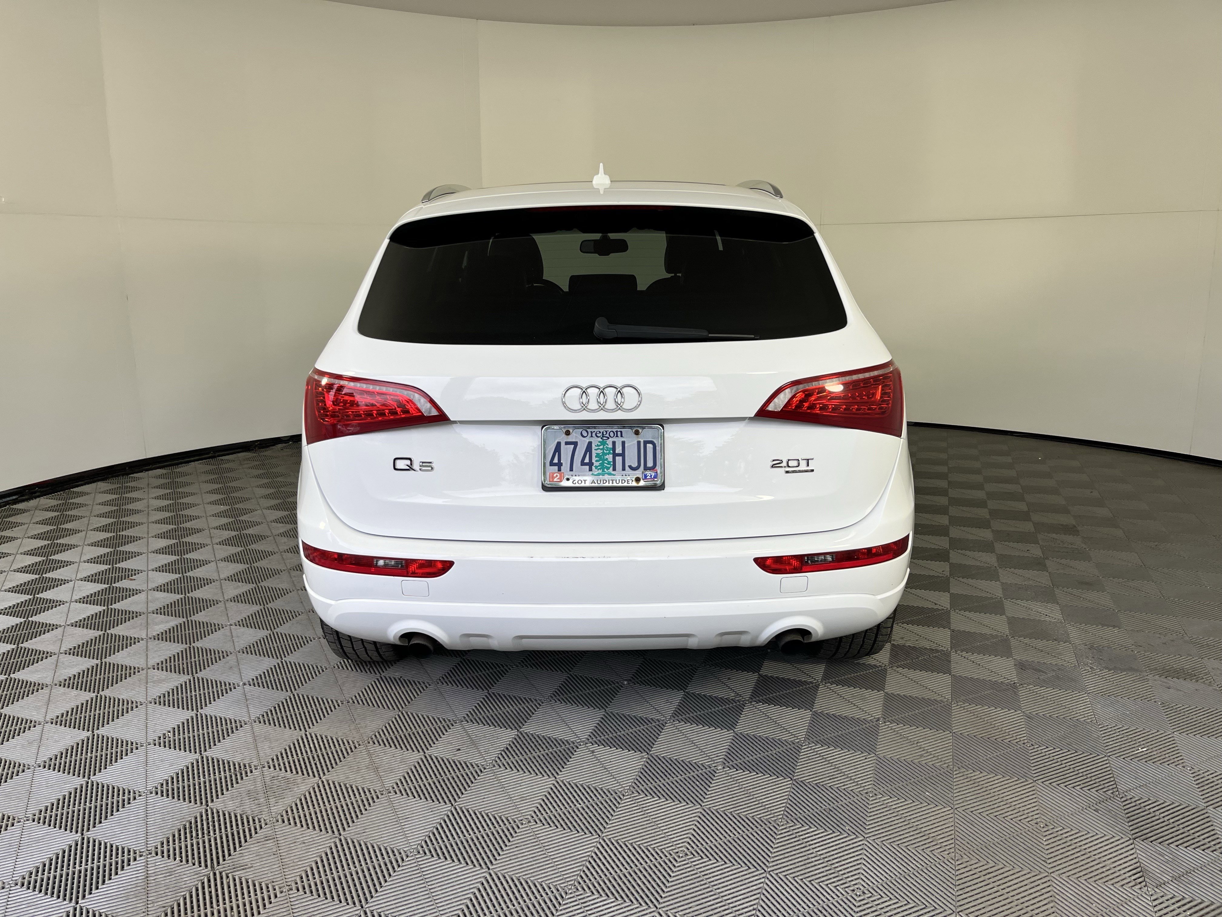 Used 2011 Audi Q5 2.0T Premium Plus AWD/4WD image 4