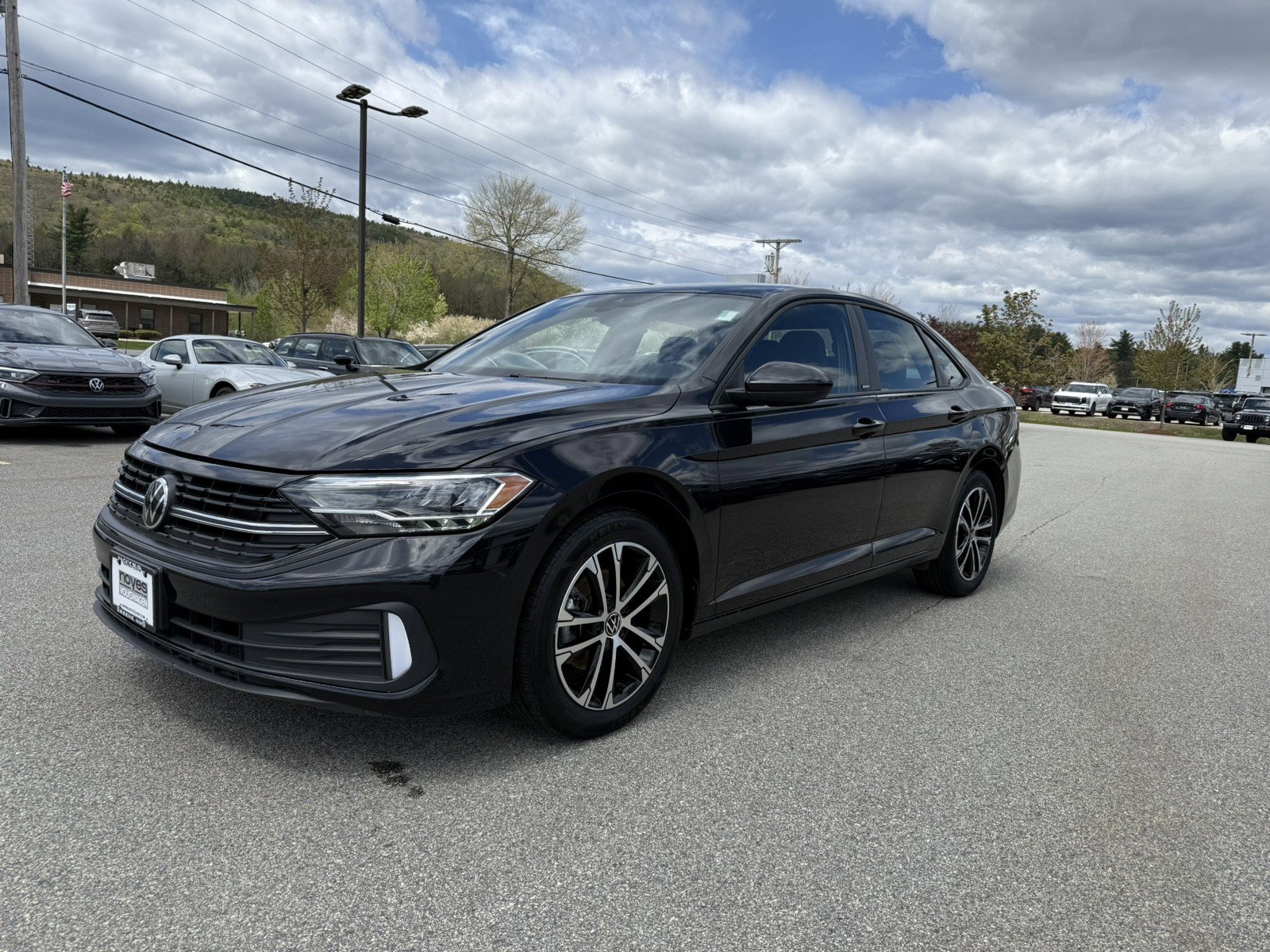 Used 2024 Volkswagen Jetta Sport FWD image 7