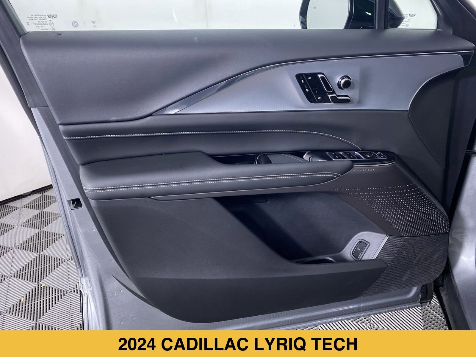 Certified 2024 Cadillac Lyriq Tech AWD/4WD image 13