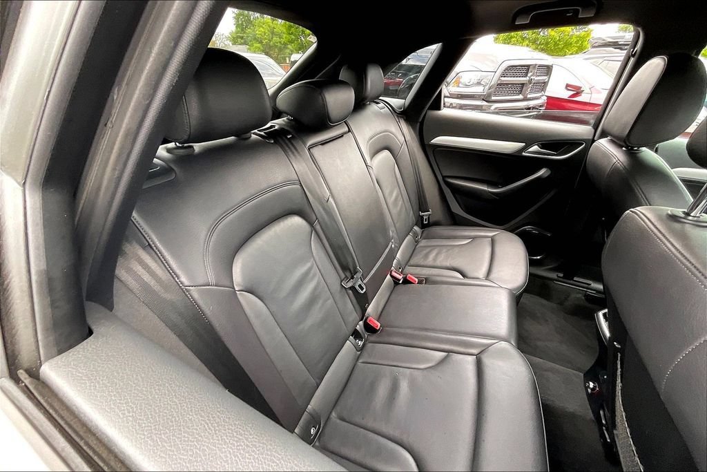 Used 2016 Audi Q3 2.0T Prestige w/ Prestige Package AWD/4WD image 30