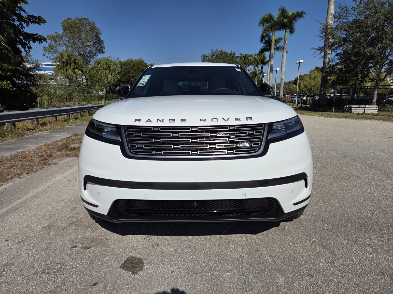 New 2026 Land Rover Range Rover Velar S image 8