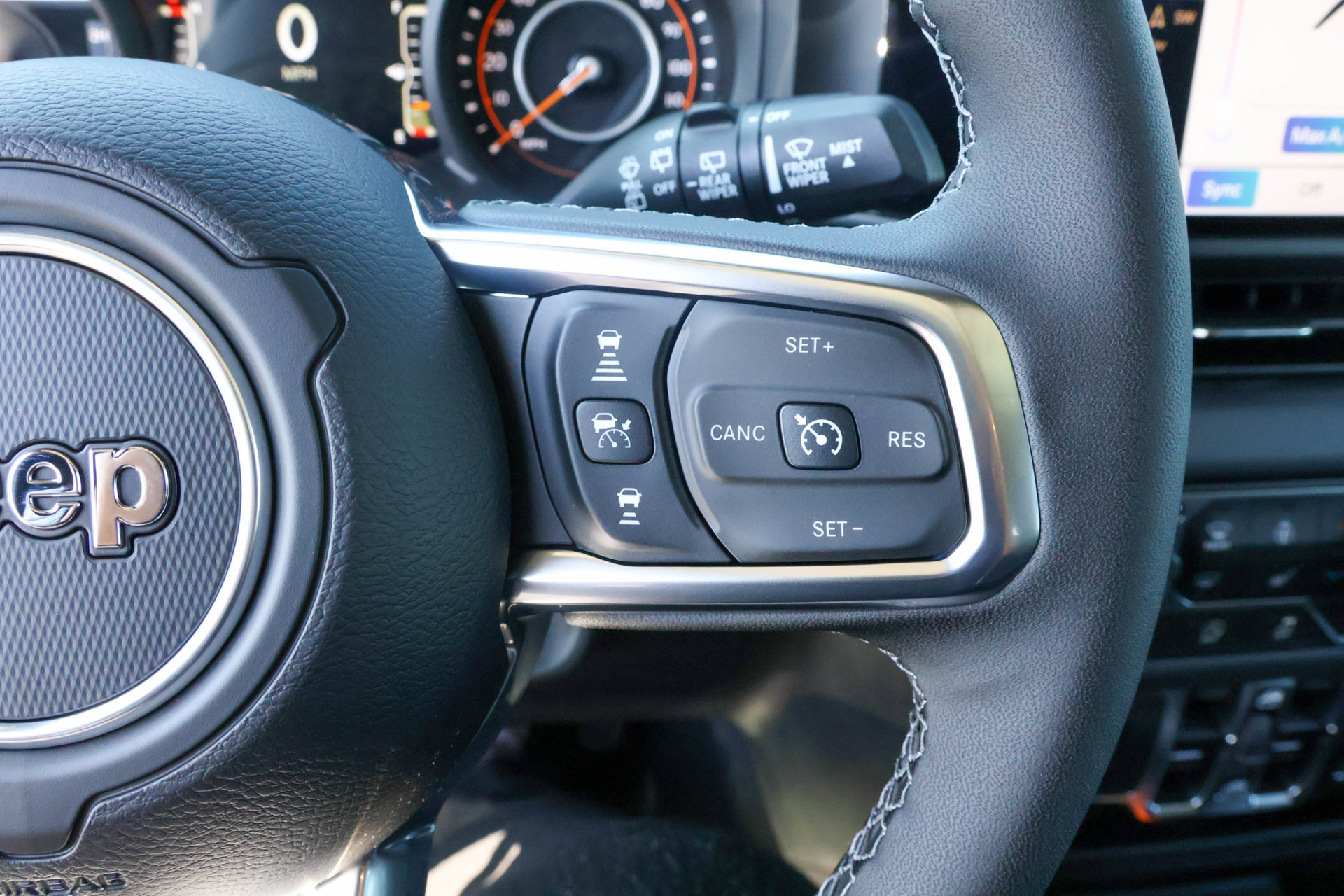 New 2026 Jeep Wrangler Unlimited Sahara AWD/4WD image 30