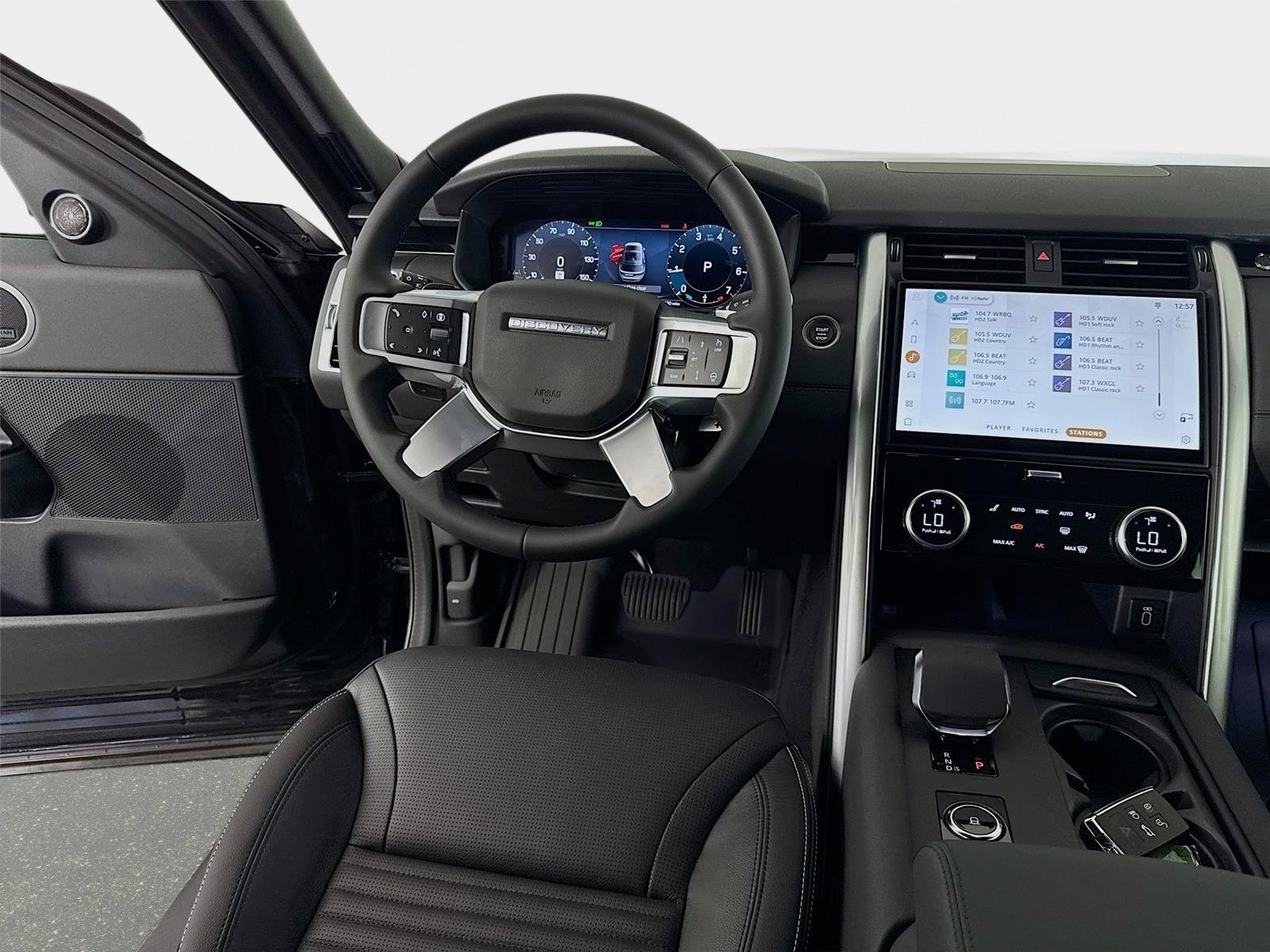 New 2026 Land Rover Discovery S AWD/4WD image 25