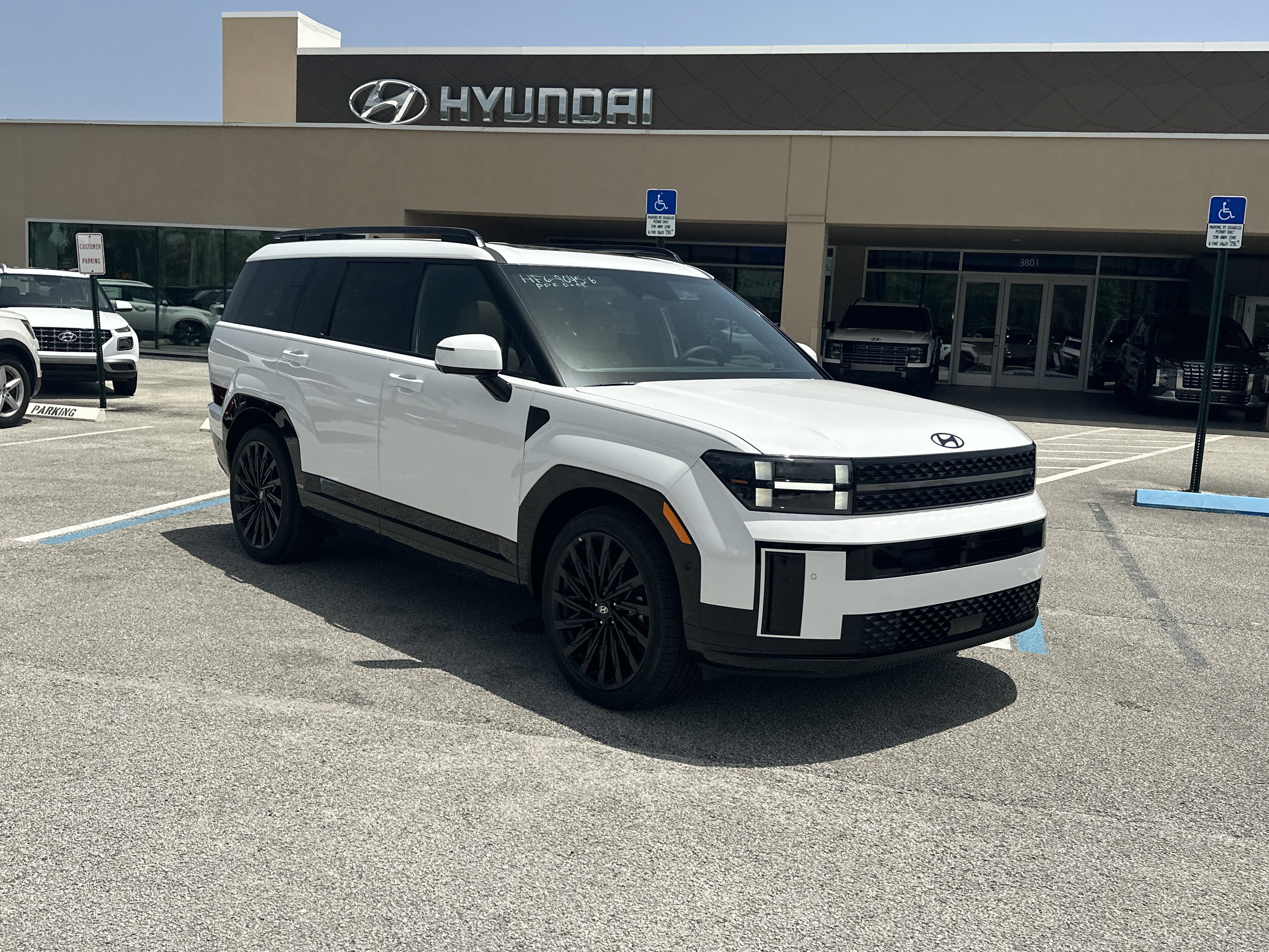 New 2026 Hyundai Santa Fe Calligraphy FWD image 4
