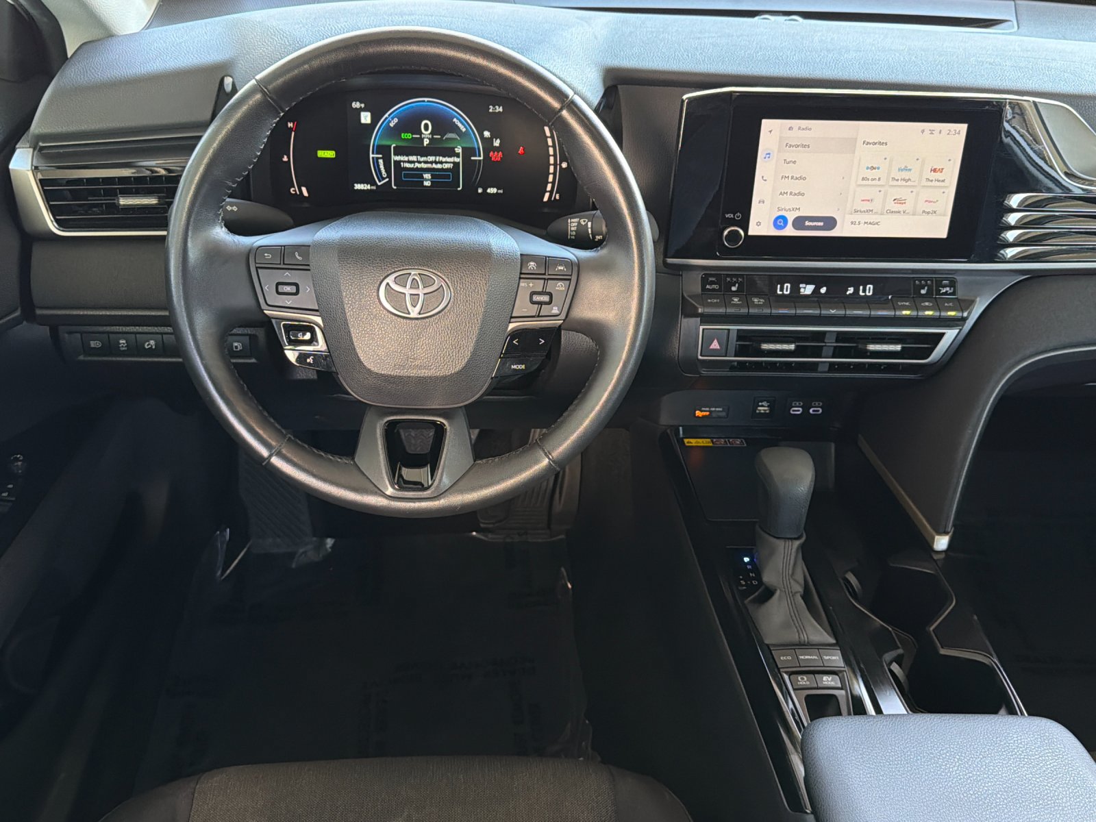 Used 2025 Toyota Camry LE w/ Convenience Package AWD/4WD image 13