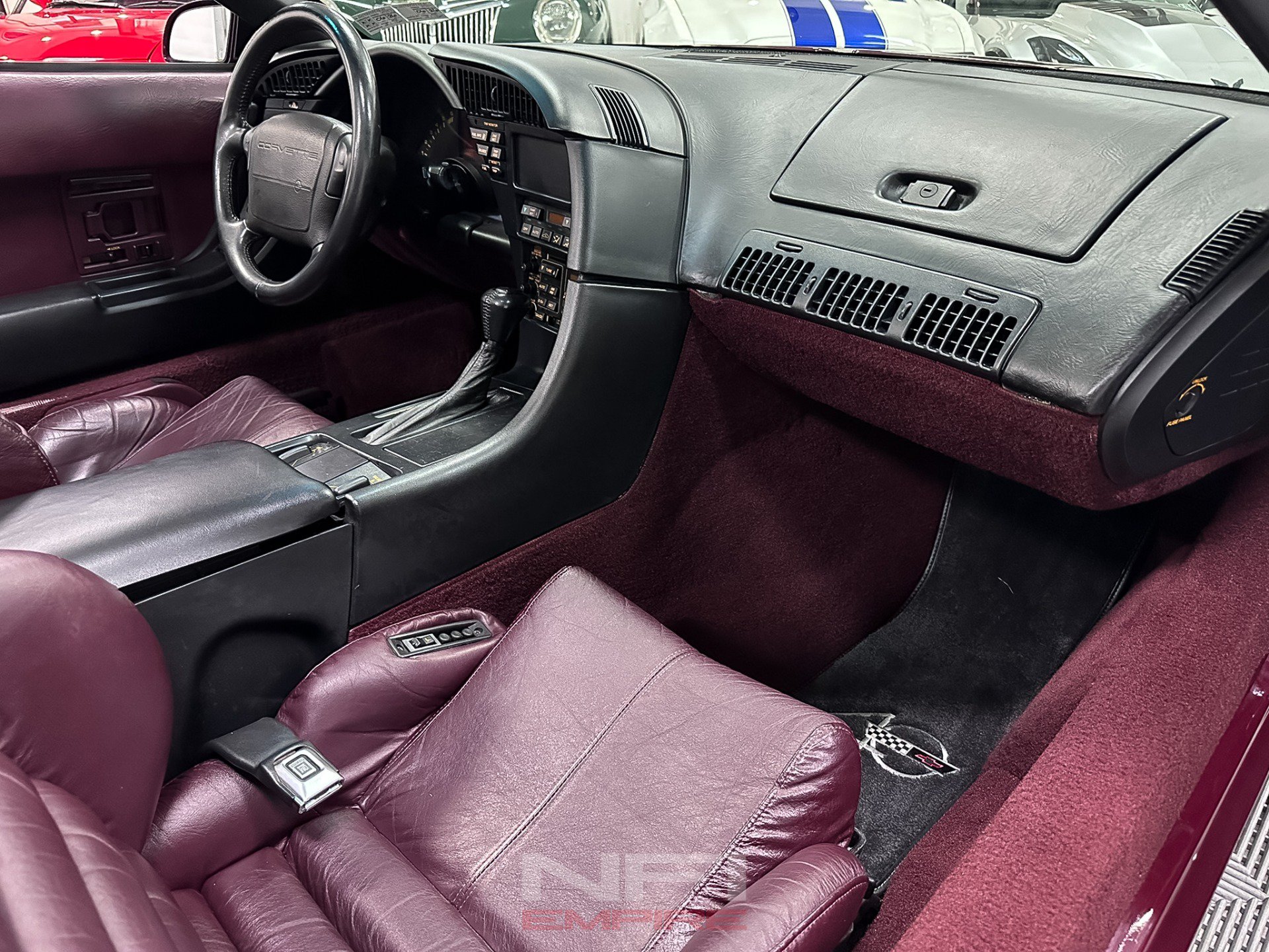 Used 1993 Chevrolet Corvette Convertible RWD image 41