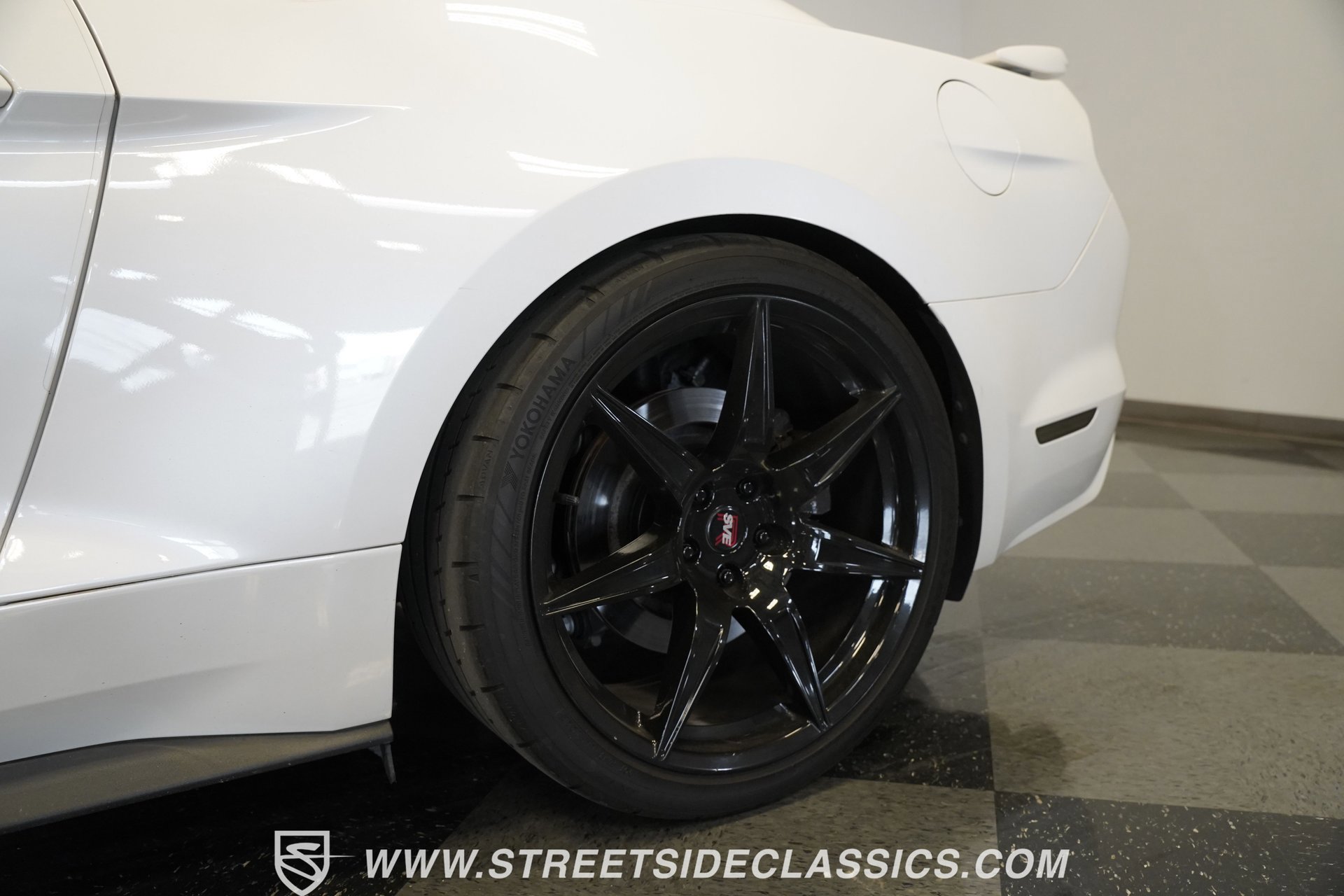 Used 2017 Ford Mustang GT image 13