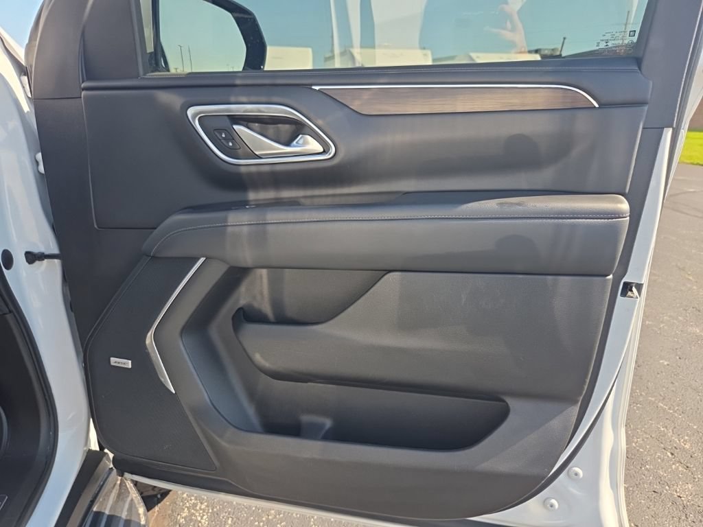 Used 2021 Chevrolet Tahoe LT AWD/4WD image 26