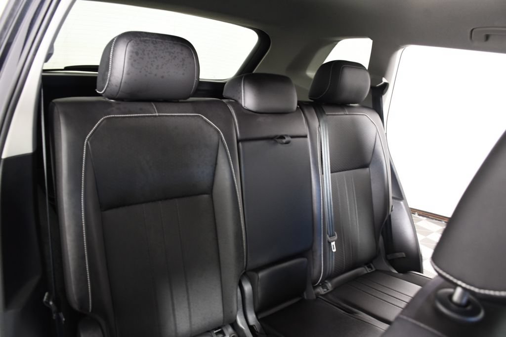 Used 2023 Volkswagen Tiguan SE AWD/4WD image 23