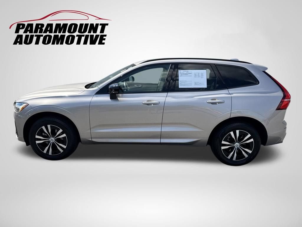 Used 2024 Volvo XC60 B5 Core AWD/4WD image 4