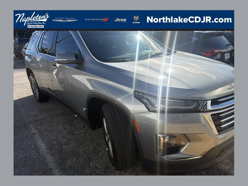 Used 2023 Chevrolet Traverse LT